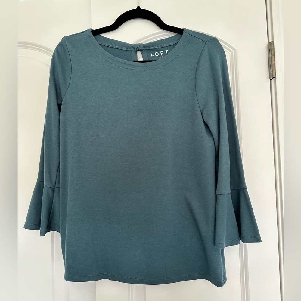 Loft top size small
